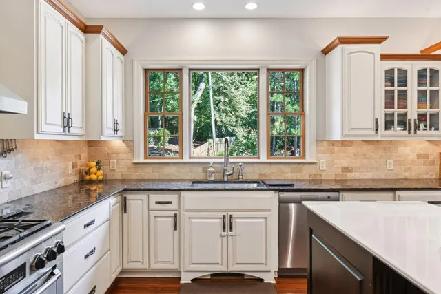 $1,495,000 | 11625 Live Oak Drive, Minnetonka, MN 55305