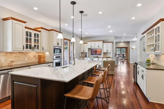 $1,495,000 | 11625 Live Oak Drive, Minnetonka, MN 55305