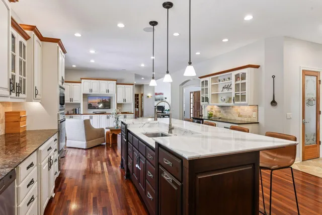 $1,495,000 | 11625 Live Oak Drive, Minnetonka, MN 55305