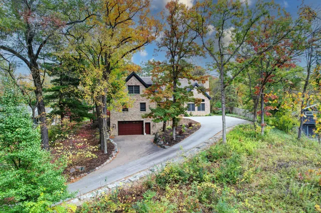 $1,495,000 | 11625 Live Oak Drive, Minnetonka, MN 55305