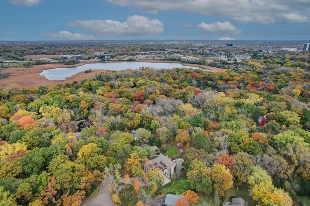 $1,495,000 | 11625 Live Oak Drive, Minnetonka, MN 55305