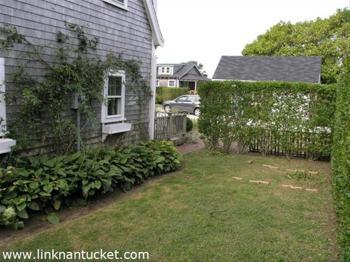 132 R Main Street Nantucket, MA 02554 - Photo 2 of 9 Gallery Image 2