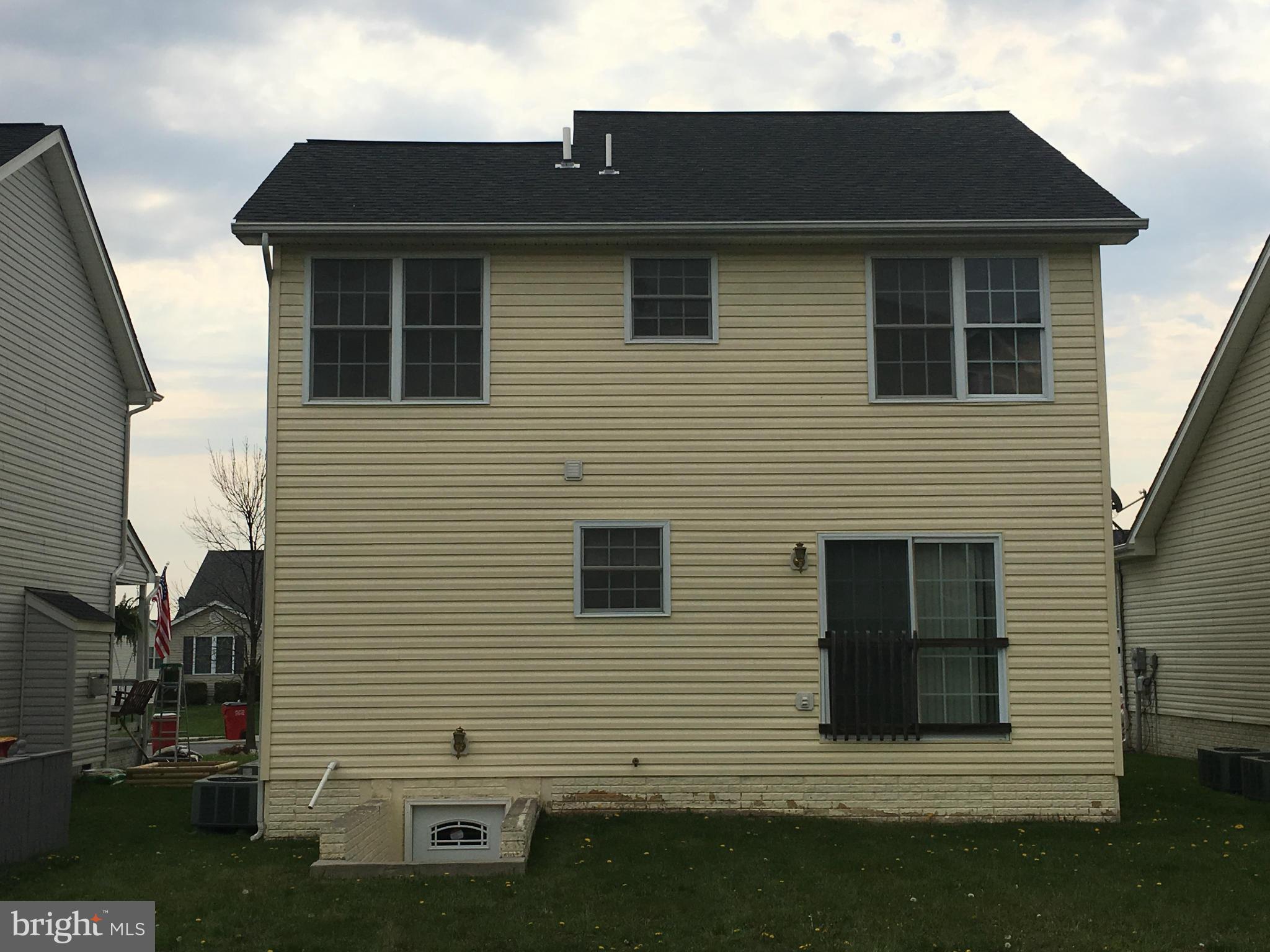 129 Peter Rabbit Drive Ranson, WV 25438 - Photo 14 of 14 Exterior (Rear)