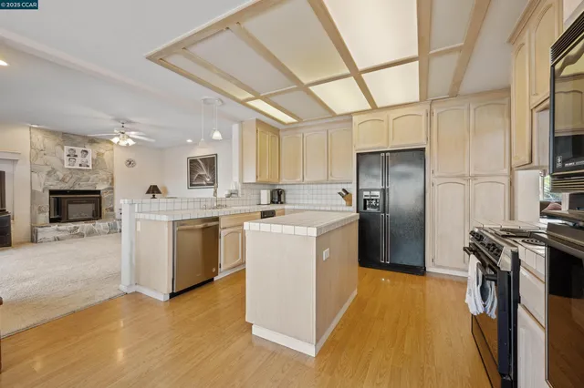 $1,050,000 | 1966 Windward Point, Discovery Bay, CA 94505