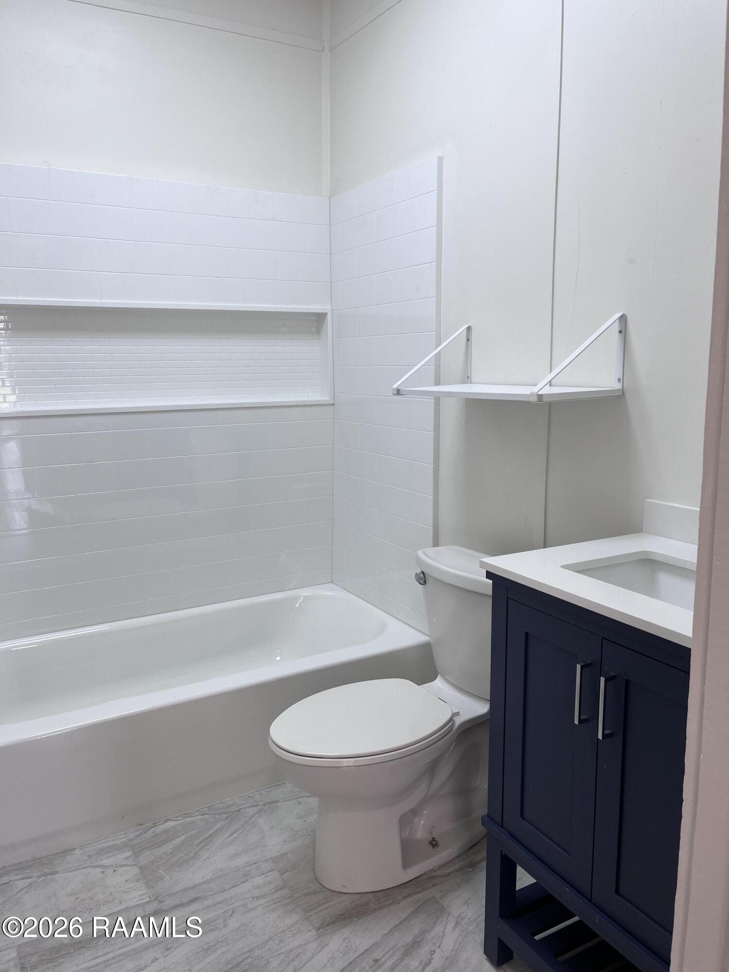 220 St Peter Street Lafayette, LA 70506 - Photo 6 of 12 6C470672-CC02-4262-A5C1-92AF60E20C2C