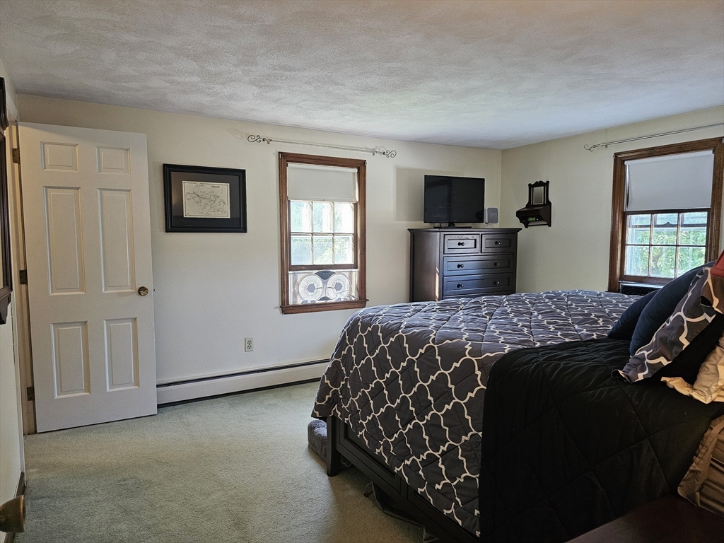 14 Brookfield Road Milford, MA 01757 - Photo 11 of 22 Gallery Image 11