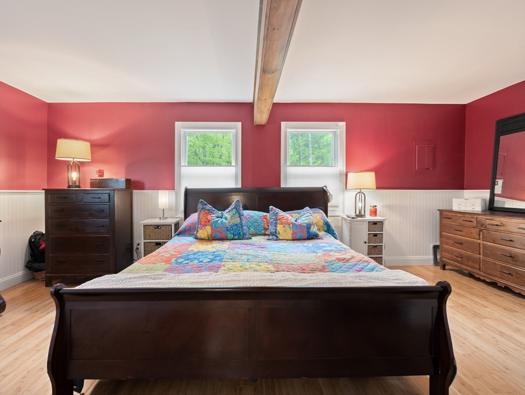 11 Grove Point Road Wales, MA 01081 - Photo 5 of 31