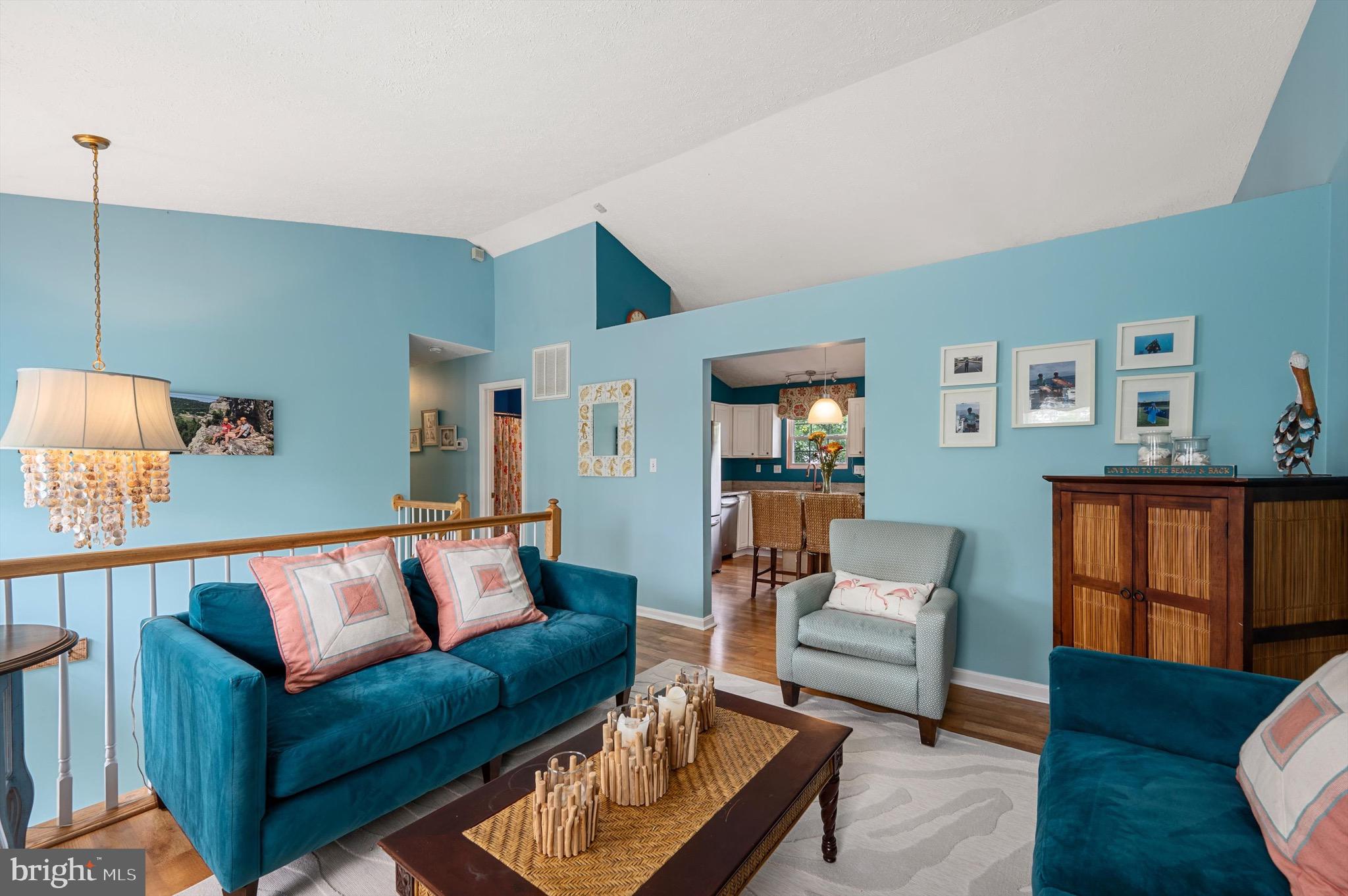 307 Goldenrod Road Winchester, VA 22602 - Photo 7 of 37 Gallery Image 7