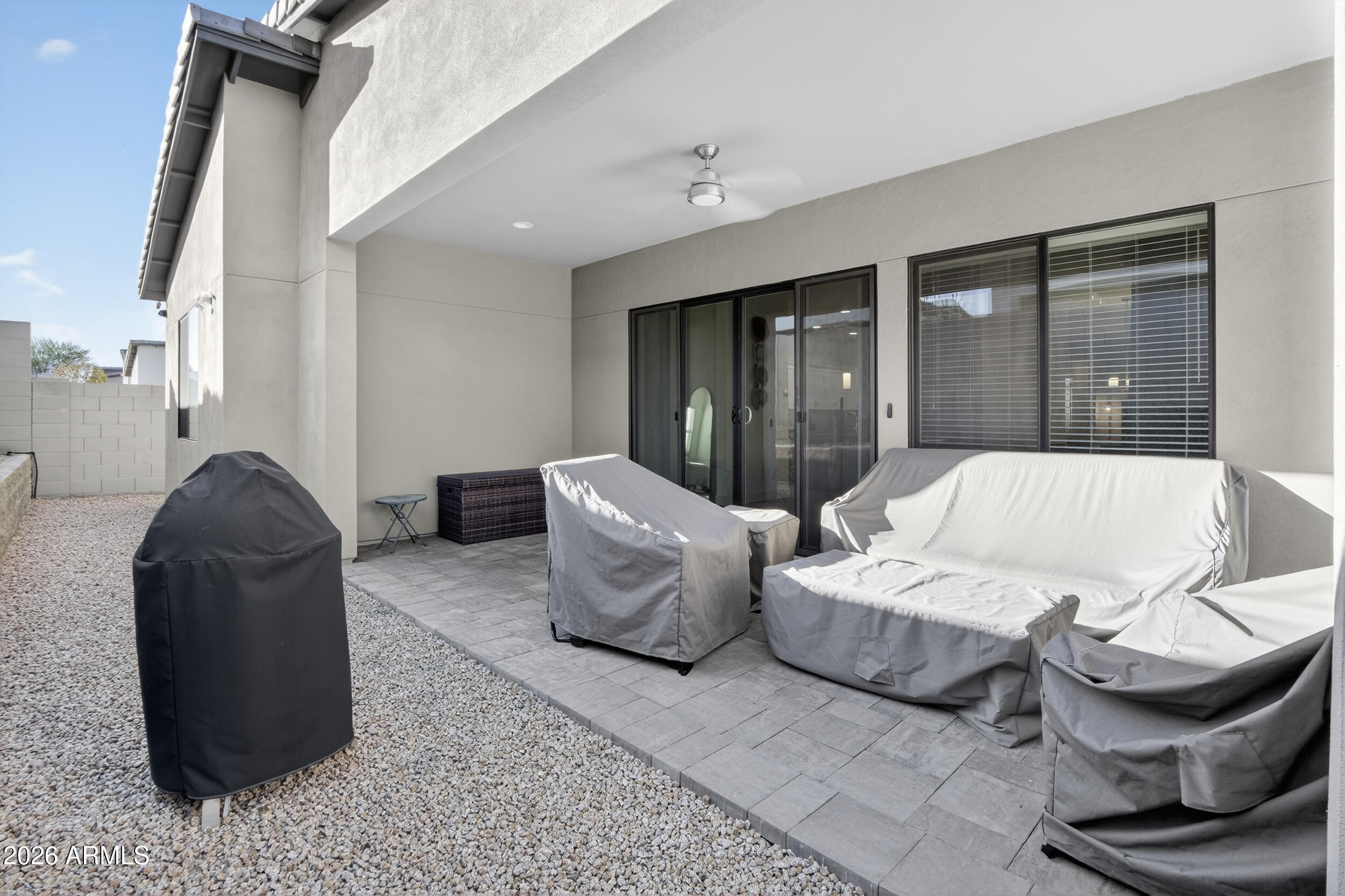 939 East Paseo Way Phoenix, AZ 85042 - Photo 57 of 78 a living room with furniture and a large window