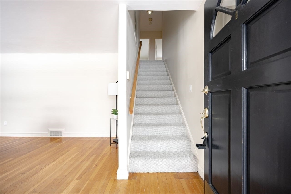 15 Alroy Road Weymouth, MA 02190 - Photo 21 of 33