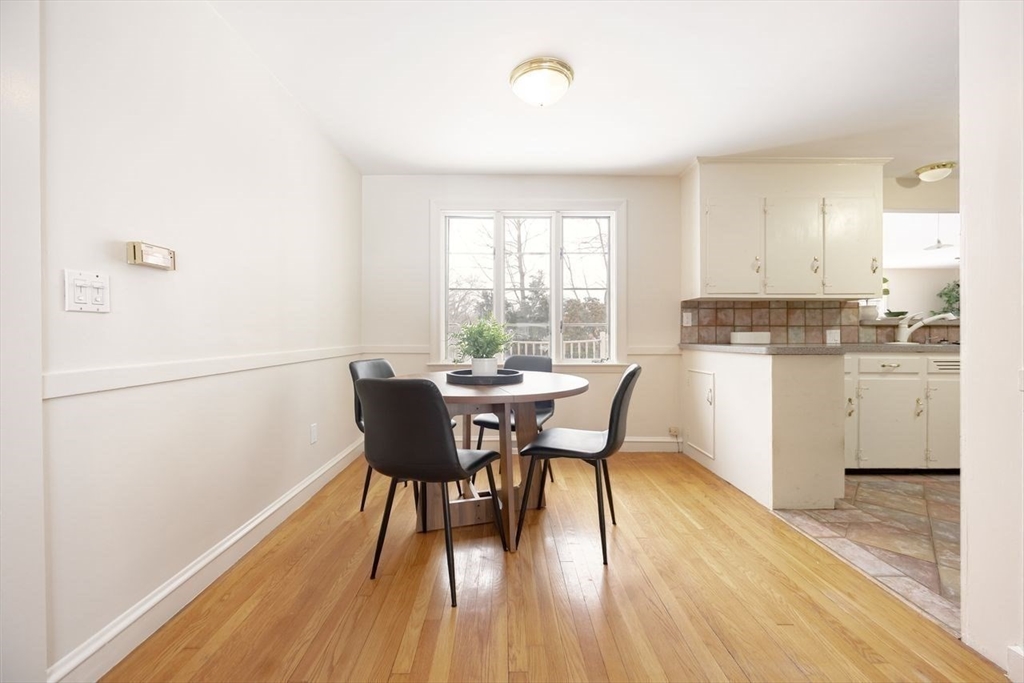 15 Alroy Road Weymouth, MA 02190 - Photo 6 of 33