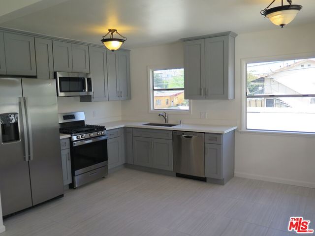 $2,625 | 833 North Kingsley Drive, Unit 6, Los Angeles, CA 90029