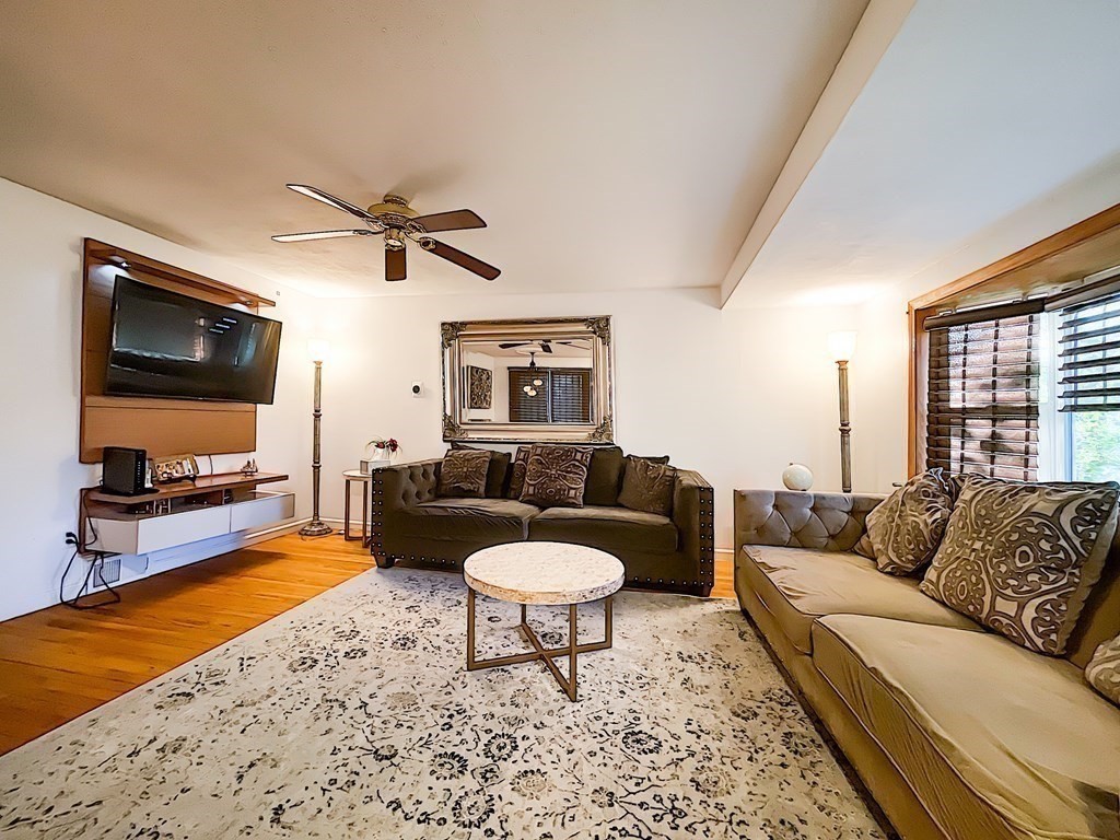 49 Bartels Street Springfield, MA 01128 - Photo 7 of 32 Gallery Image 7