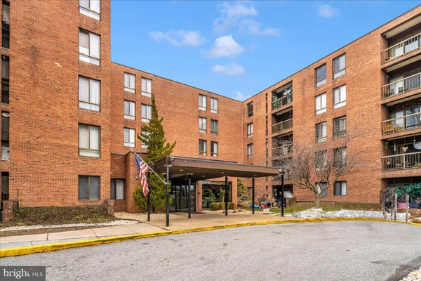 $1,700 | 6711 Park Heights Avenue, Unit L1, Baltimore, MD 21215