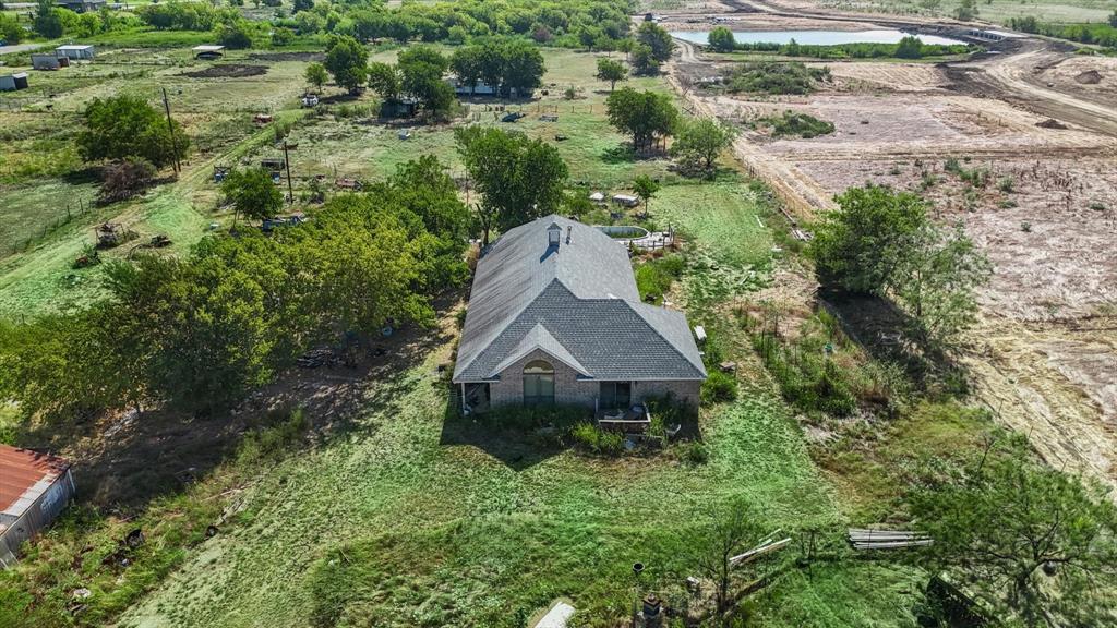 7331 Faught Road Argyle, TX 76226 - Photo 14 of 22 Bird's eye view of outbuildings and house