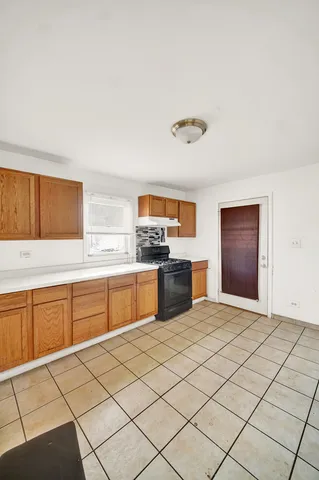 $225,000 | 12432 South Ashland Avenue, Calumet Park, IL 60827