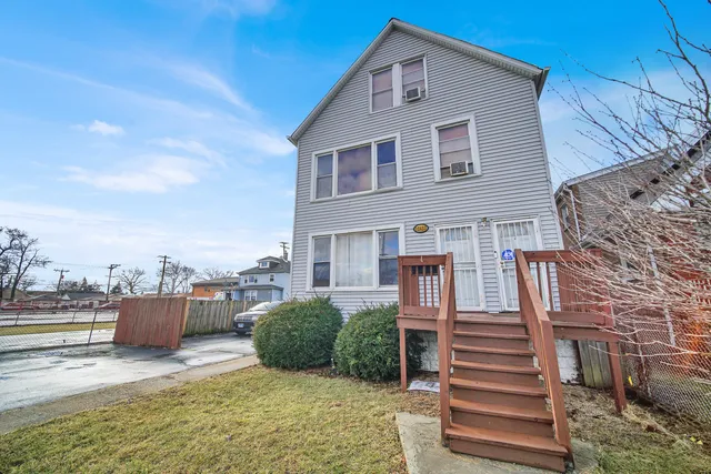 $225,000 | 12432 South Ashland Avenue, Calumet Park, IL 60827
