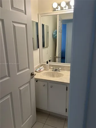 $5,000 | 3535 Magellan Circle, Unit 524, Aventura, FL 33180