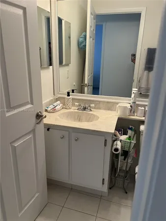 $5,000 | 3535 Magellan Circle, Unit 524, Aventura, FL 33180