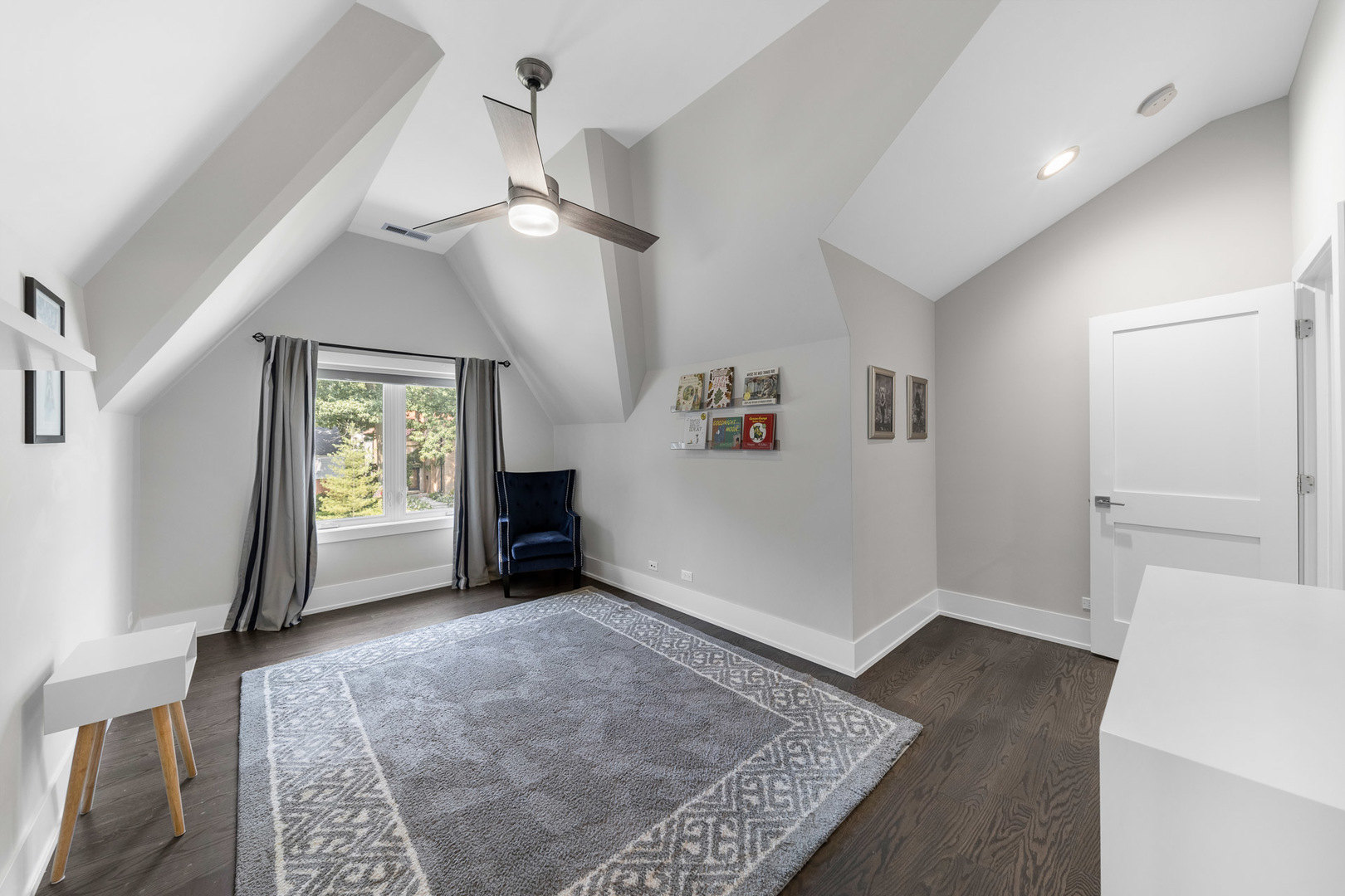 711 Juniper Road Glenview, IL 60025 - Photo 23 of 39