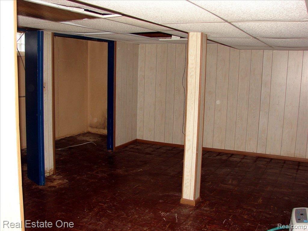 19306 Burt Road Detroit, MI 48219 - Photo 17 of 20 BURT RD BASEMENT