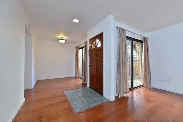 $2,500 | 4642 Utah Street, Unit 3, San Diego, CA 92116