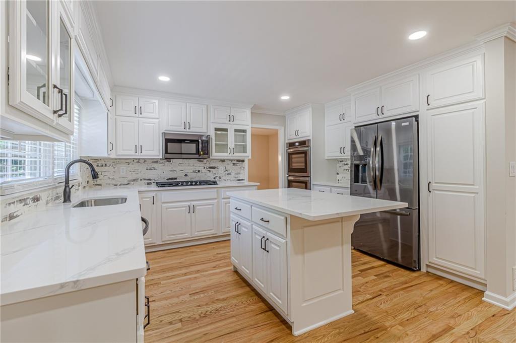 4296 Huntington Circle Atlanta, GA 30338 - Photo 16 of 46