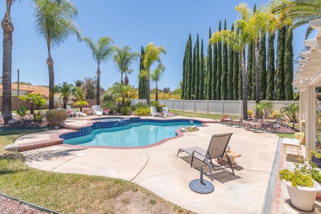 30014 Milano Road Temecula, CA 92591 - Photo 30 of 33