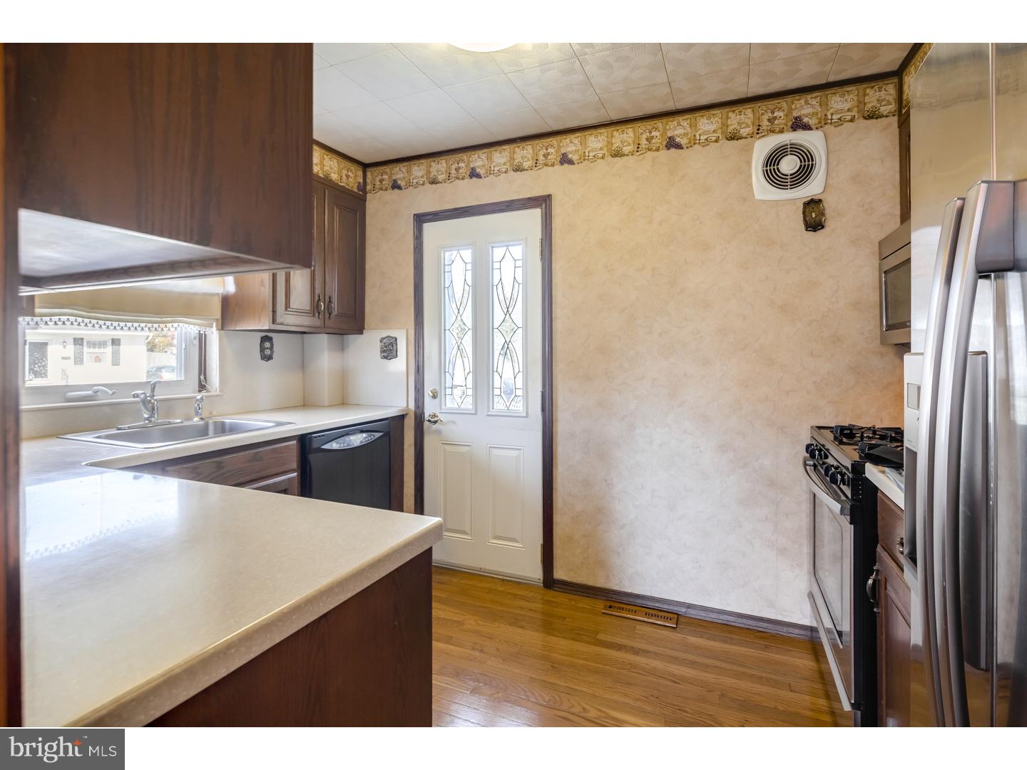 1000 Lamb Road Secane, PA 19018 - Photo 8 of 19