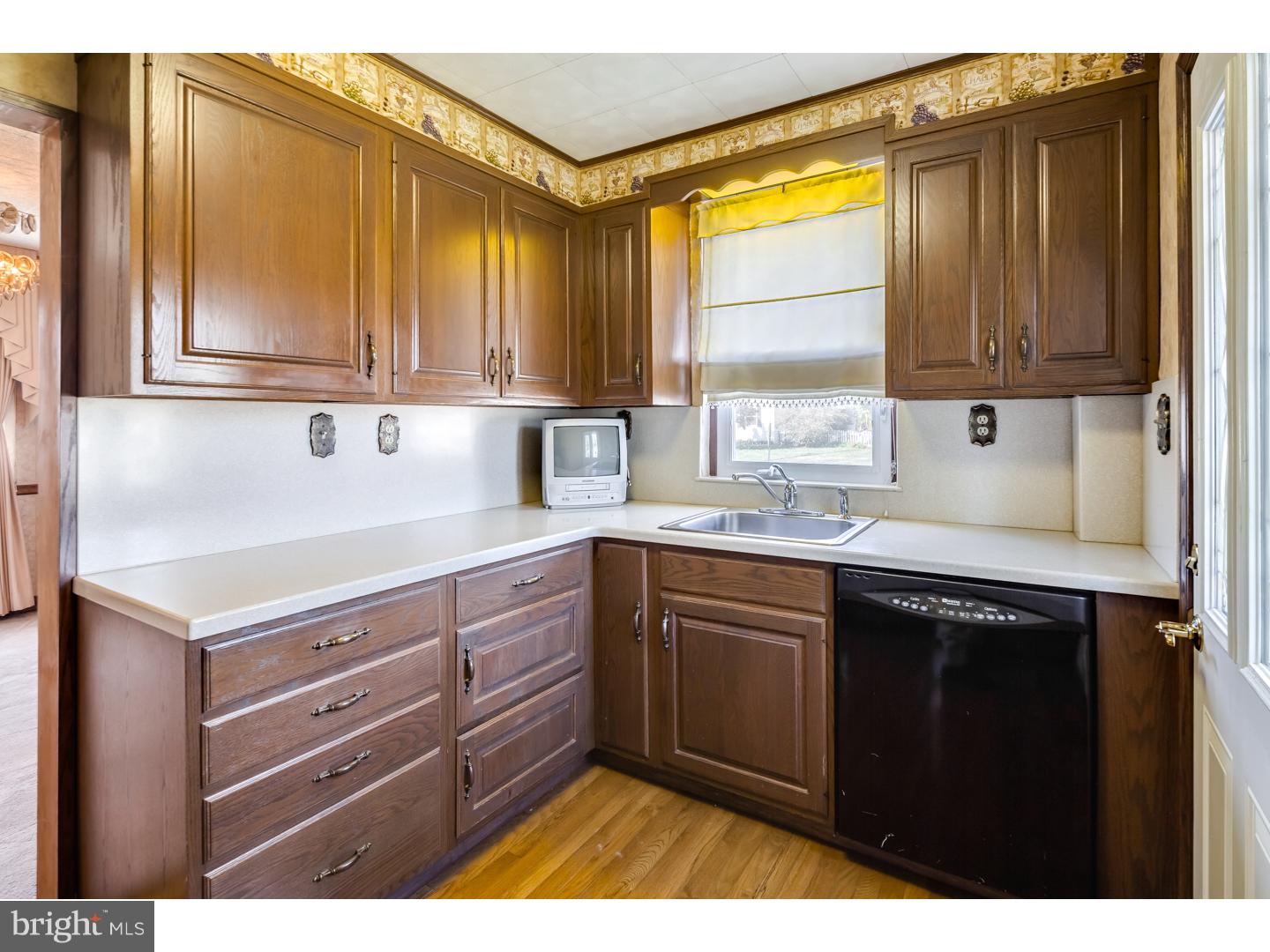 1000 Lamb Road Secane, PA 19018 - Photo 10 of 19