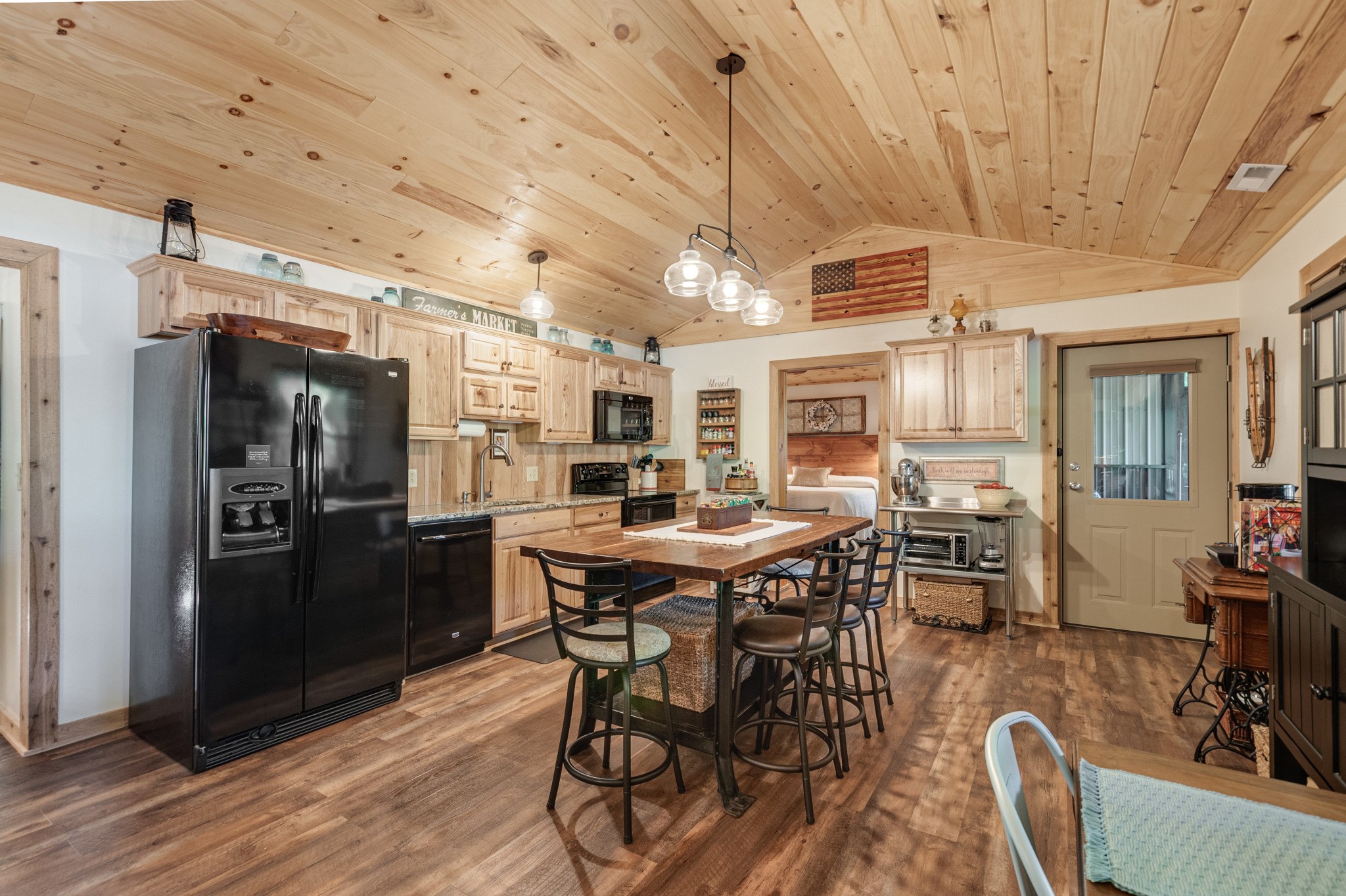 6089 Norman Thomas Road Silver Point, TN 38582 - Photo 14 of 37 Gallery Image 14