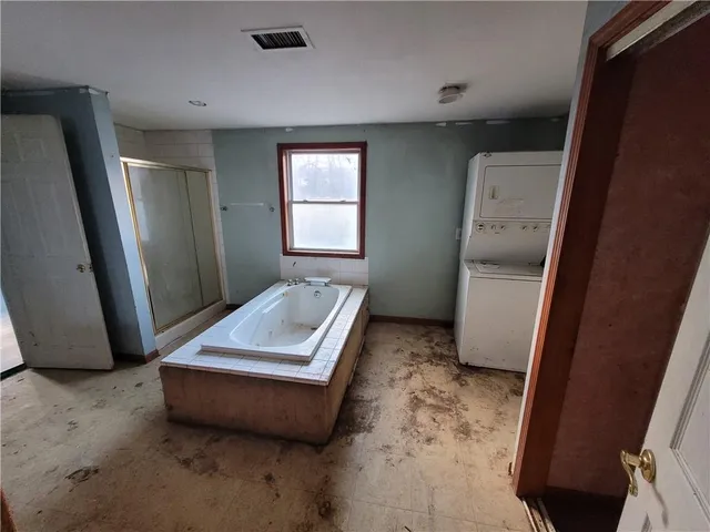 $92,000 | 11909 Kentucky Avenue, Sugar Creek, MO 64054