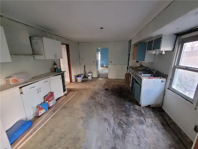 $92,000 | 11909 Kentucky Avenue, Sugar Creek, MO 64054