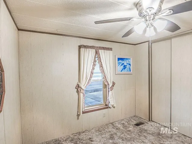 $105,000 | 25 Freedom Drive, Ontario, OR 97914