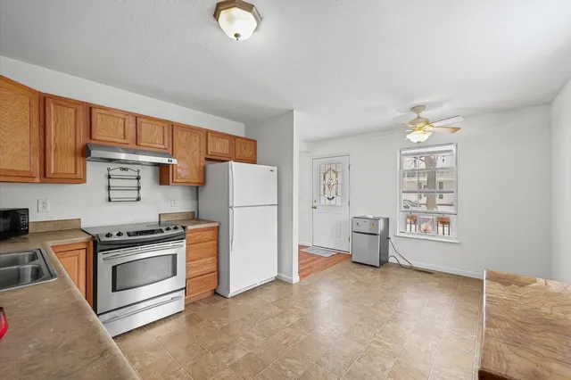 $160,000 | 114 North Cottage Grove Avenue, Urbana, IL 61802