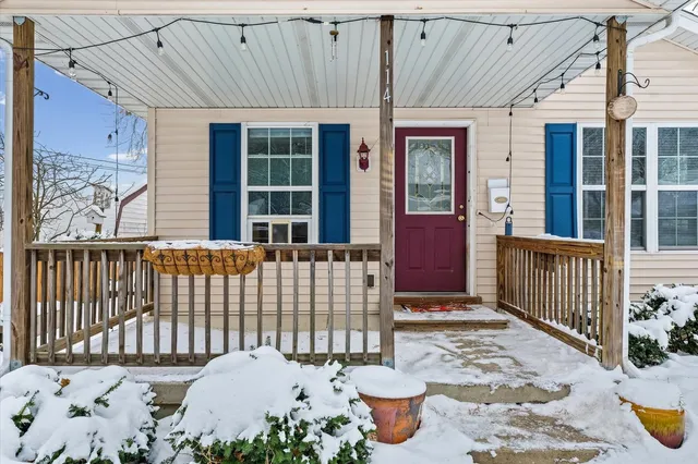 $160,000 | 114 North Cottage Grove Avenue, Urbana, IL 61802