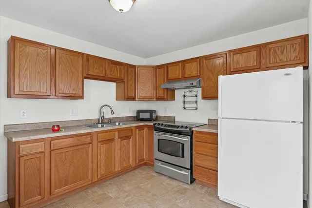 $160,000 | 114 North Cottage Grove Avenue, Urbana, IL 61802