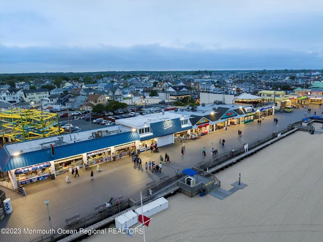 $4,000 | 120 A Randall Avenue, Unit A, Point Pleasant Beach, NJ 08742