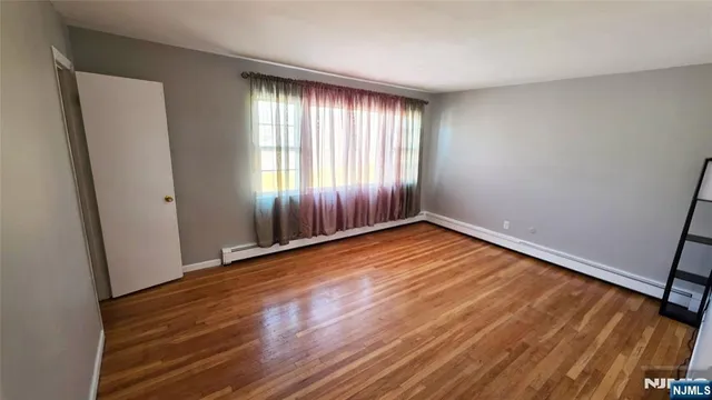 $2,100 | 23 Hamilton Street, Harrison, NJ 07029