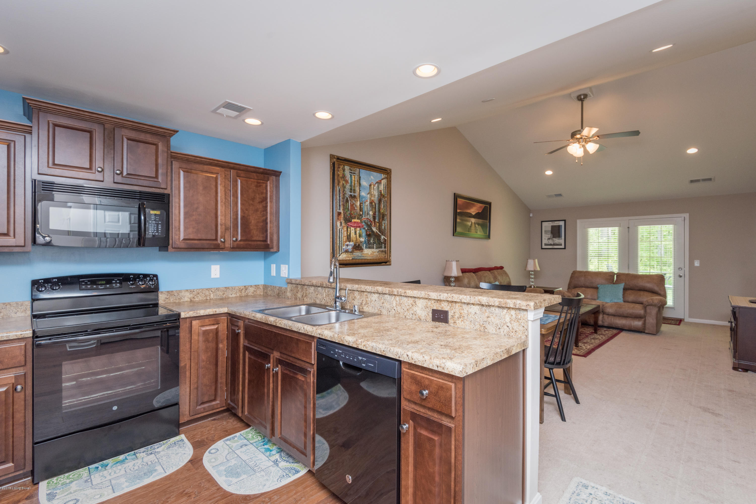 6517 Renate Road Louisville, KY 40291 - Photo 15 of 21 015