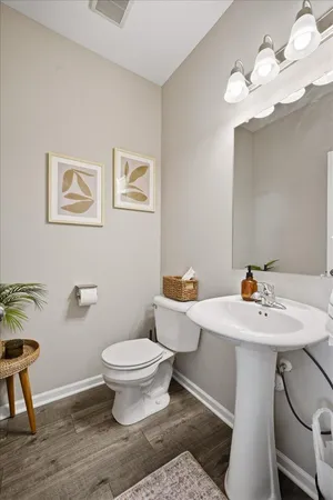 $289,000 | 1043 East 117th Lane, Crown Point, IN 46307