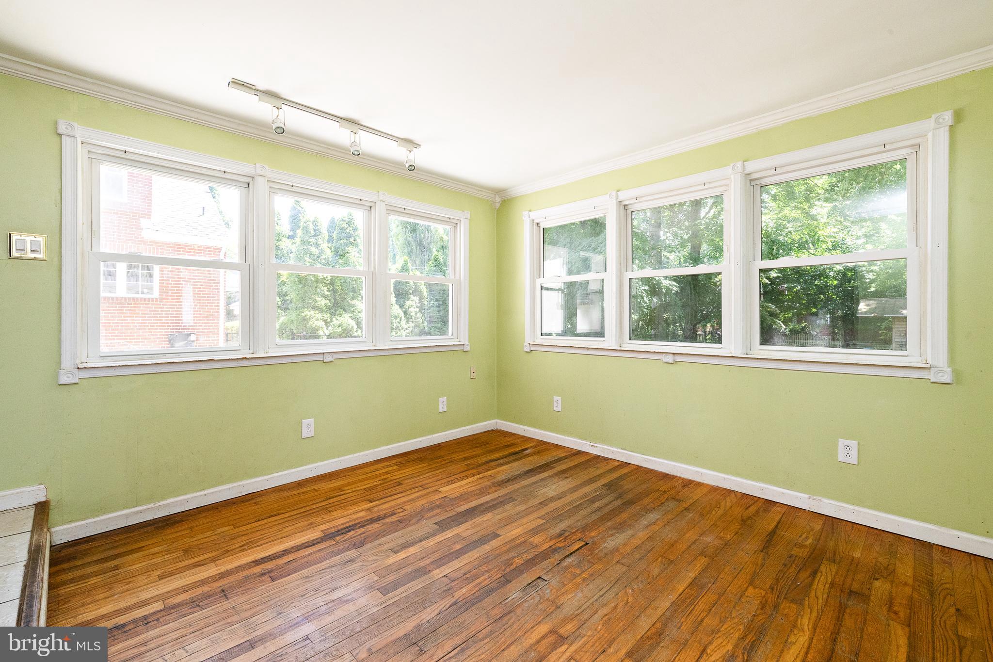 1826 Maple Avenue Haddon Heights, NJ 08035 - Photo 10 of 22 Bonus room off kitchen