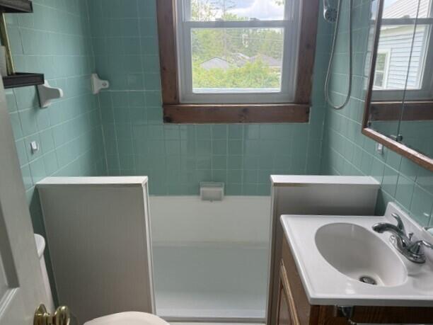 45 Cushman Road Winslow, ME 04901 - Photo 9 of 29 Walk-in shower