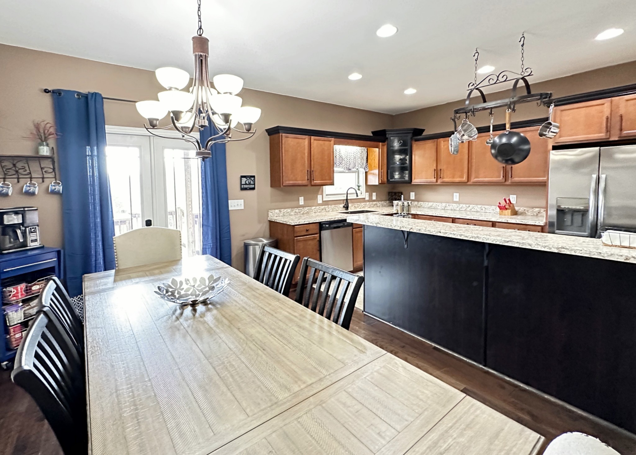 1815 Broome Road Palmyra, TN 37142 - Photo 15 of 61 a very nice looking dining room with a table and chairs