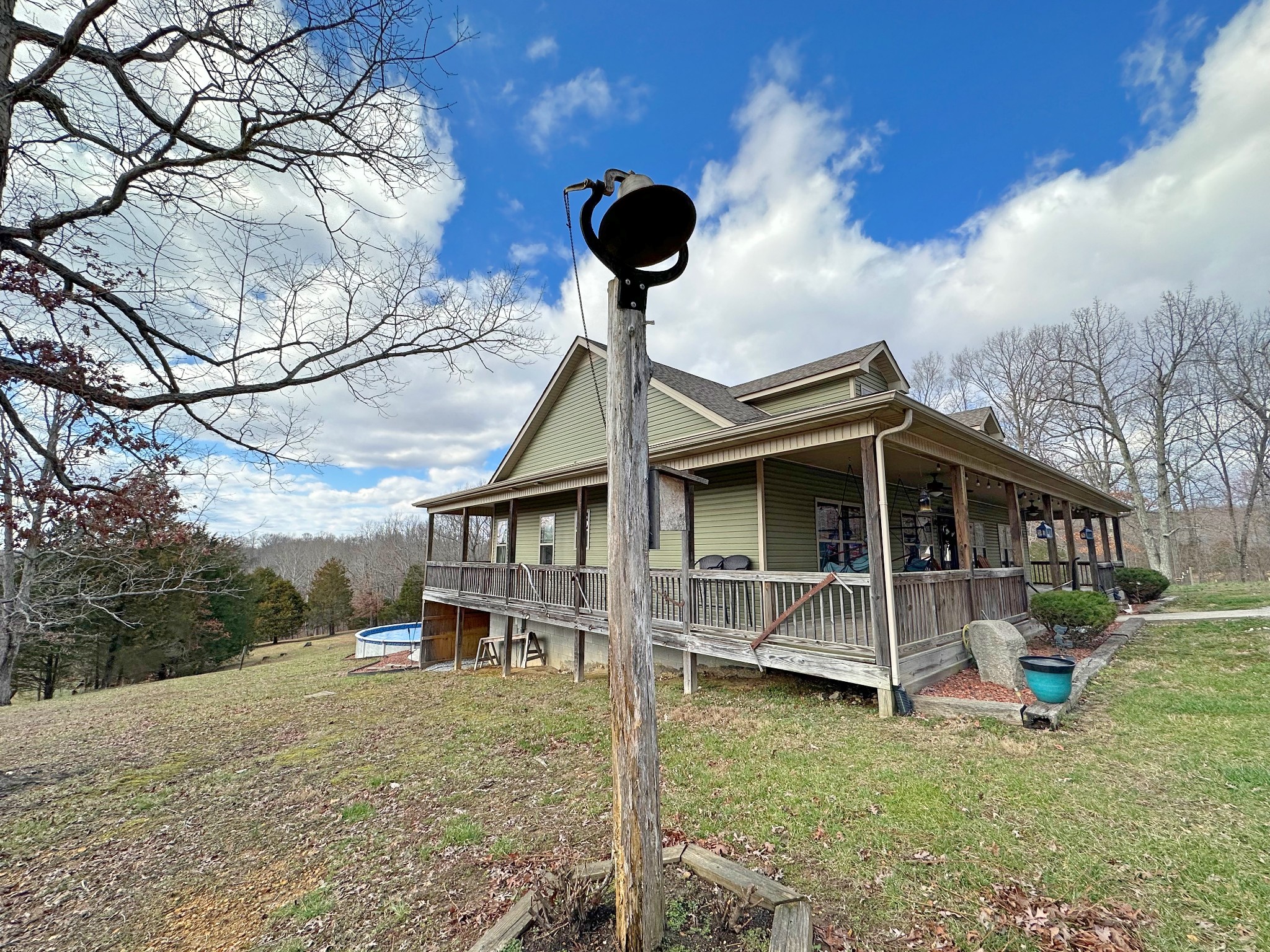 1815 Broome Road Palmyra, TN 37142 - Photo 6 of 61 a view of a house with a yard