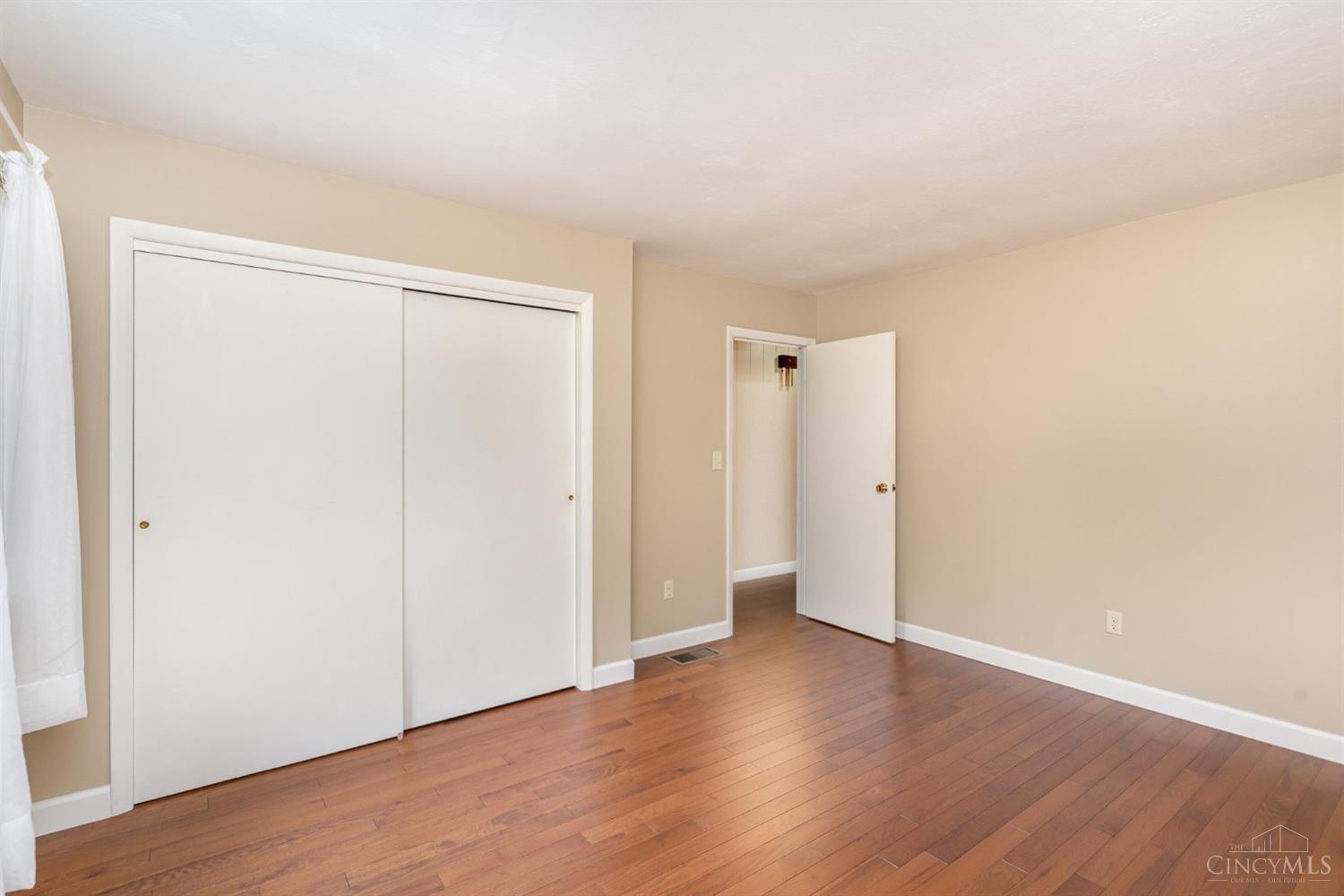 9806 Gustin Rider Road Blanchester, OH 45107 - Photo 12 of 33 Gallery Image 12