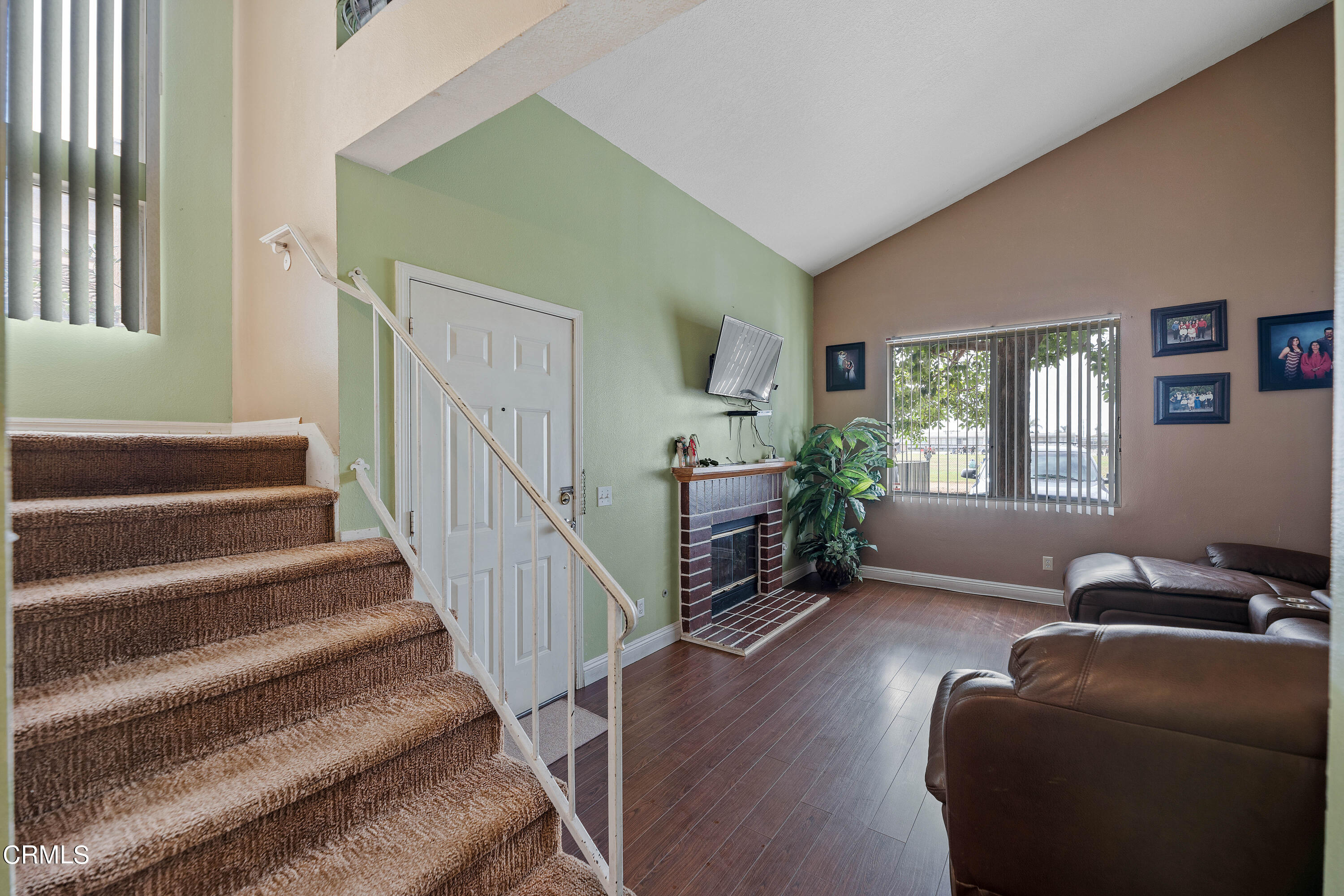 434 Percy Street Oxnard, CA 93033 - Photo 4 of 21 434 Perry Street MLS-4