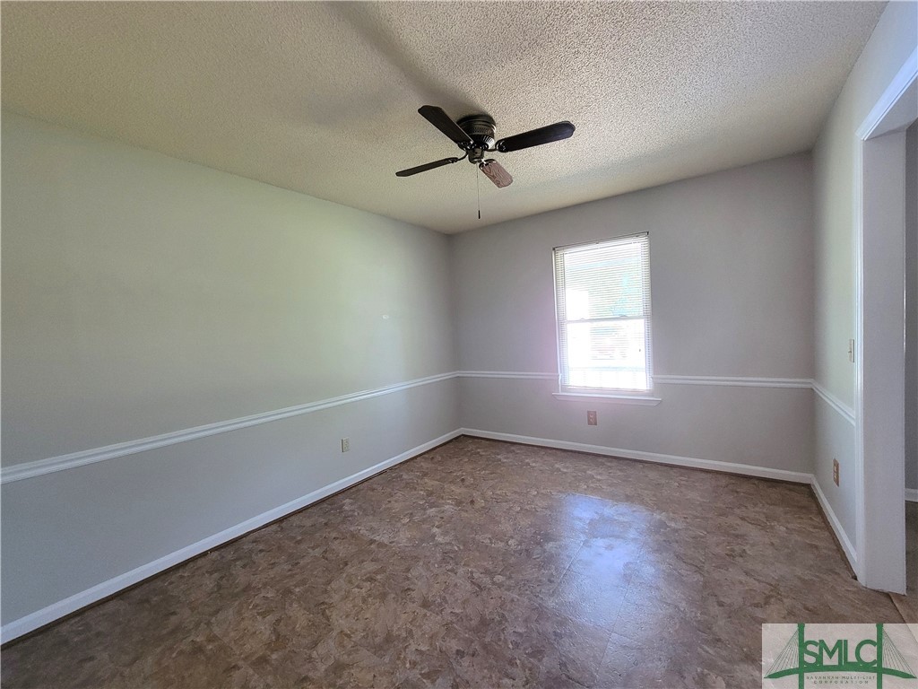 611 Windhaven Drive Hinesville, GA 31313 - Photo 15 of 33