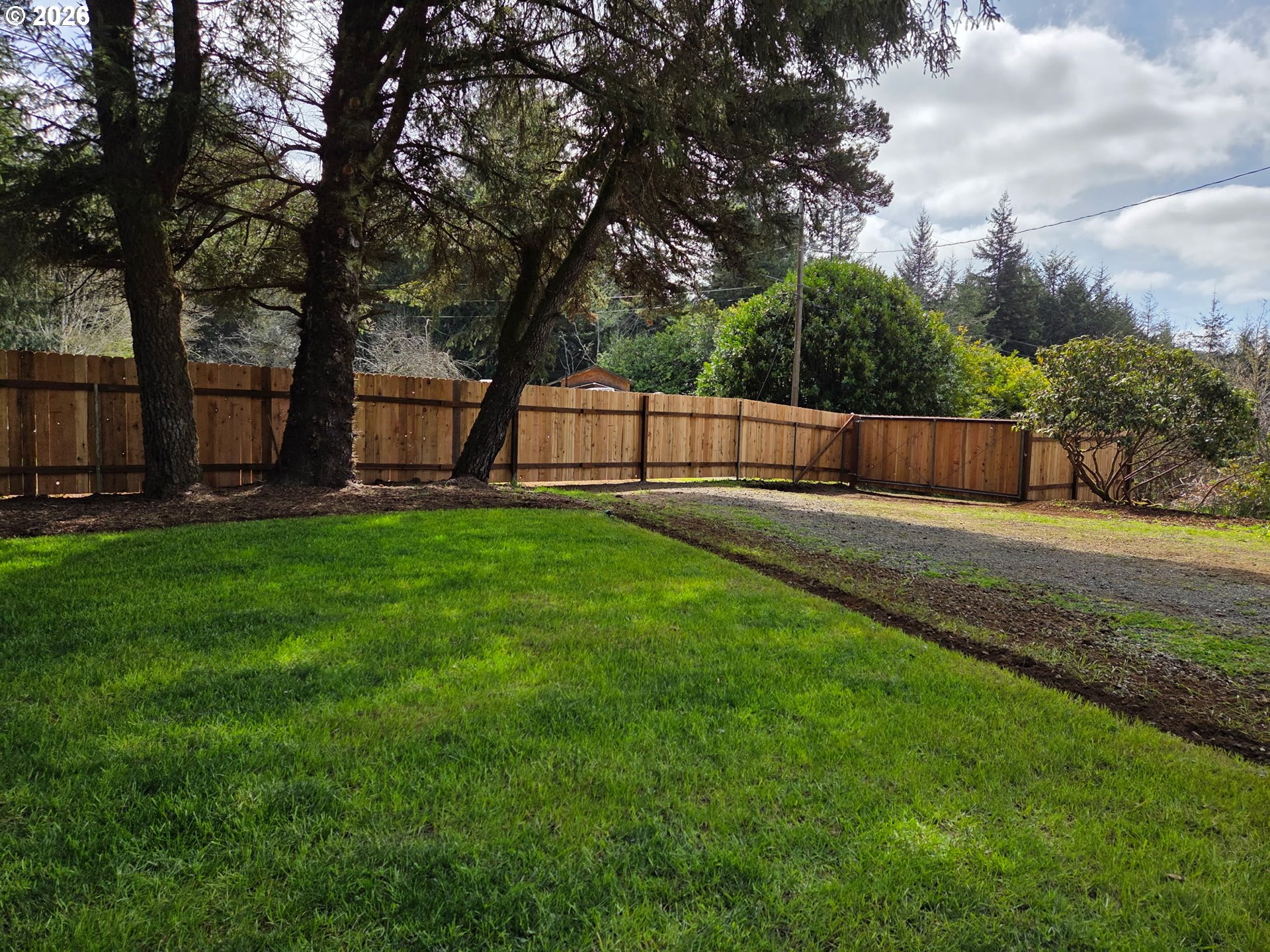 60422 Foxglove Road Coos Bay, OR 97420 - Photo 27 of 35