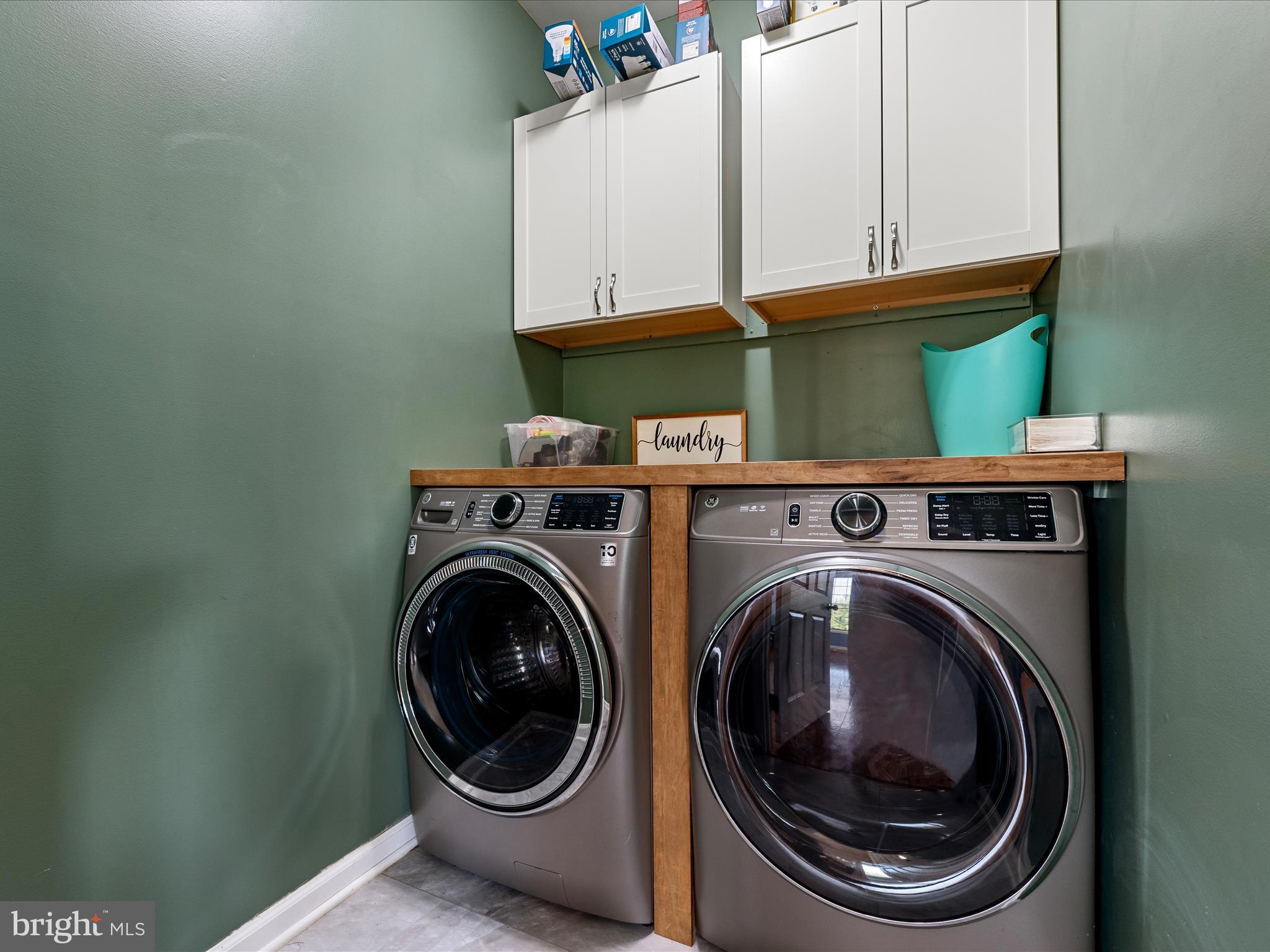 80 Varick Trail Hedgesville, WV 25427 - Photo 28 of 80 a utility room with dryer and washer